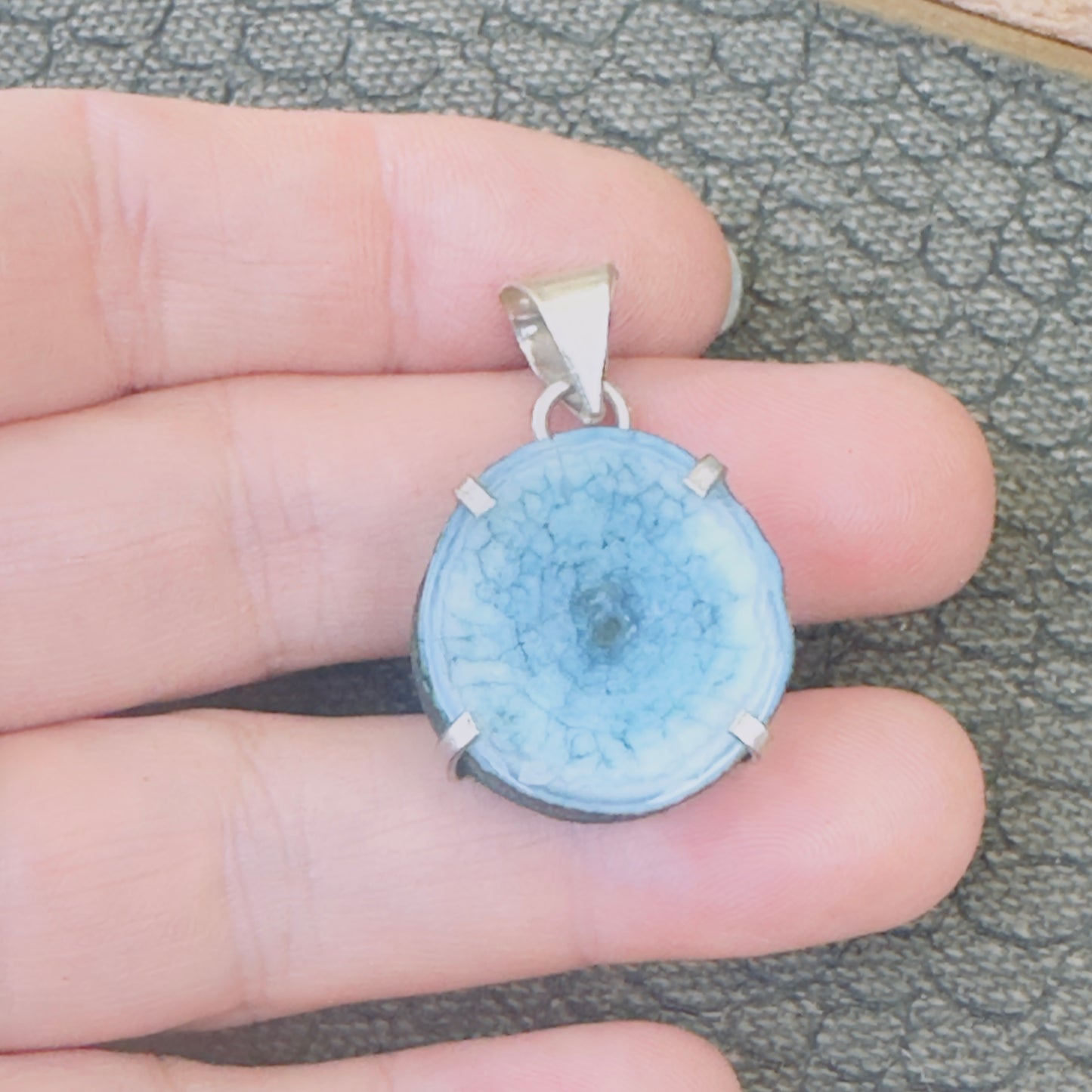 Sale - 1.2" Dragon Vein Agate Sterling Silver Pendant Necklace (18")
