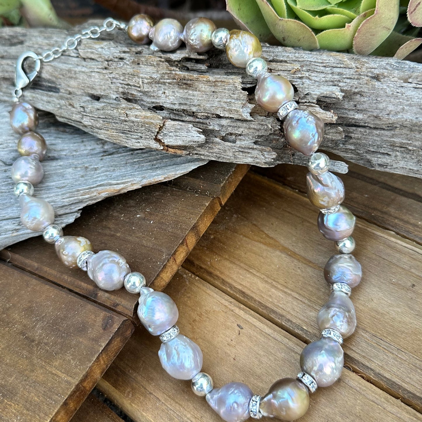 N0568 Baroque Pearls Necklace (18”-20”)