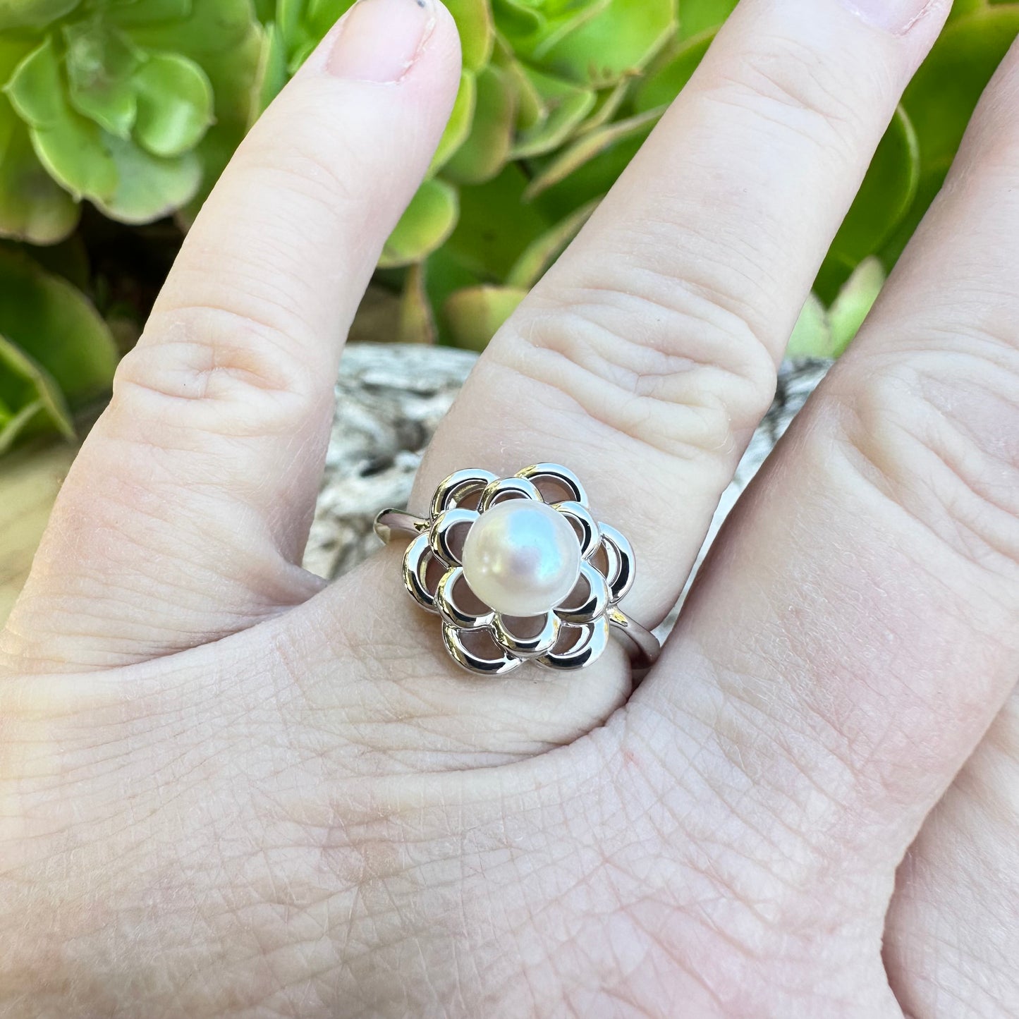 Daisy Pearl Ring