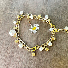 Load image into Gallery viewer, Gold Pearl Bracelet
