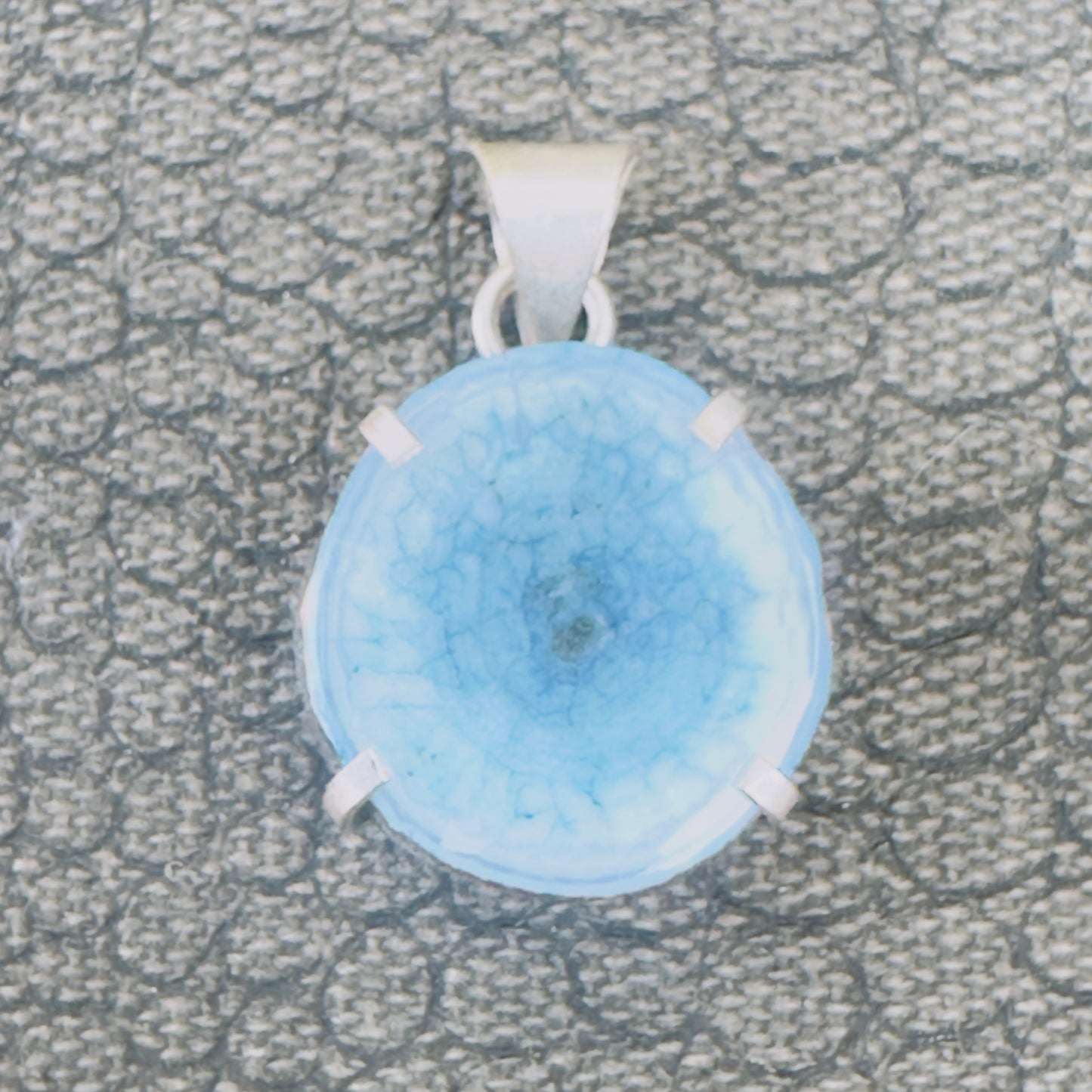 Sale -  1.2"  Dragon Vein Agate Sterling Silver Pendant Necklace (18")