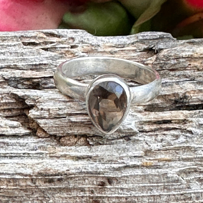 Size 8  Smoky Quartz Ring