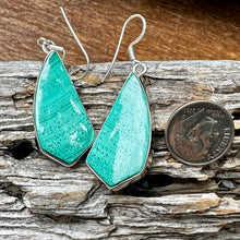 Load image into Gallery viewer, E0716  Malachite Earrings (1.8”)
