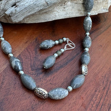 Load image into Gallery viewer, Gray Jasper Sterling Necklace with Earrings (18-20&quot;)
