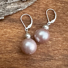 Load image into Gallery viewer, E0724  Pearl Earrings (1.7”)
