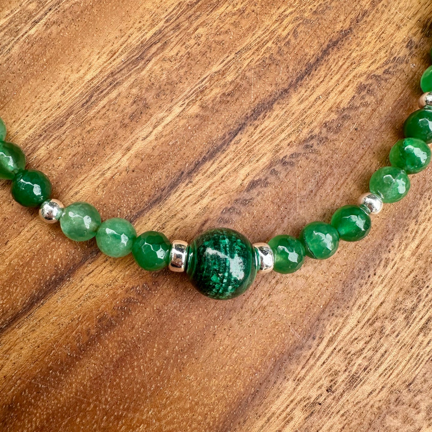 N0938   Malachite and Chrysoprase Necklaces (18"-20")