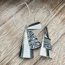 Load image into Gallery viewer, Taxco Contrasting Sterling Earrings
