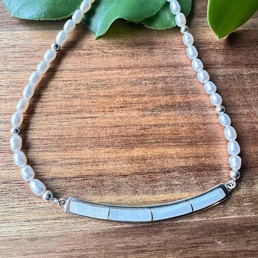 Mother of Pearl Pendant Pearl Necklace (17”-19”)