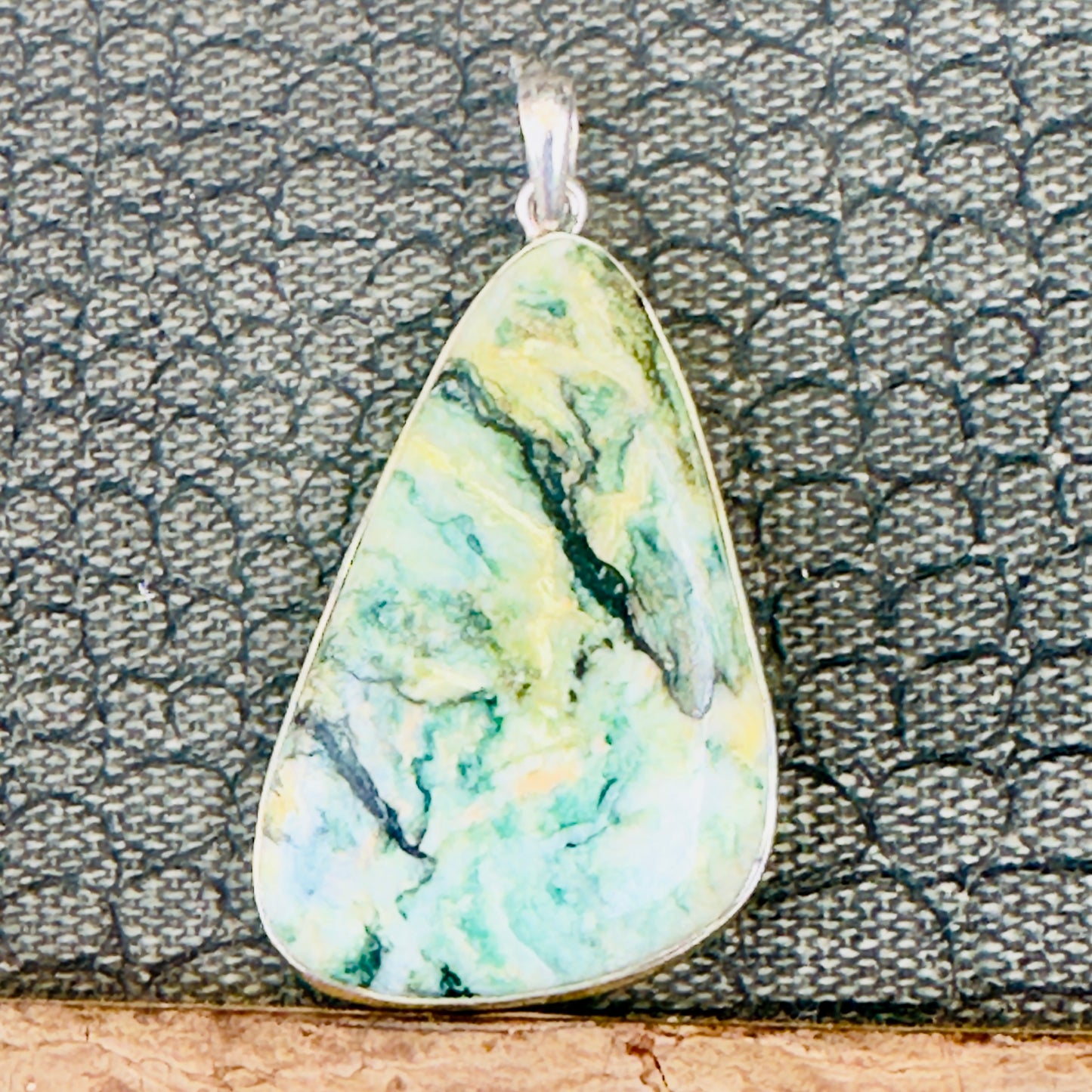 Sale - 2" Muscovite Sterling Silver Pendant Necklace (18")