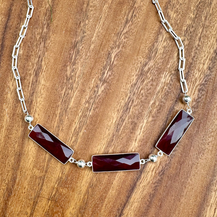 N0944  Garnet Triple Necklace (18