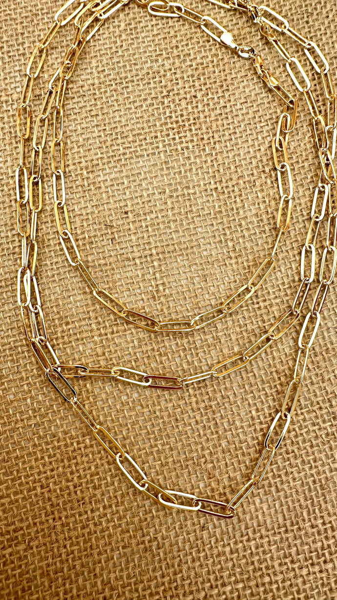 N0935  16” Paperclip 18K Gold Filled Necklace