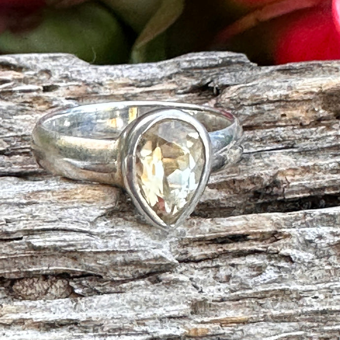 Size 7  Citrine Ring