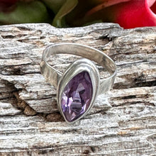 Load image into Gallery viewer, Size 6  Amethyst Ring
