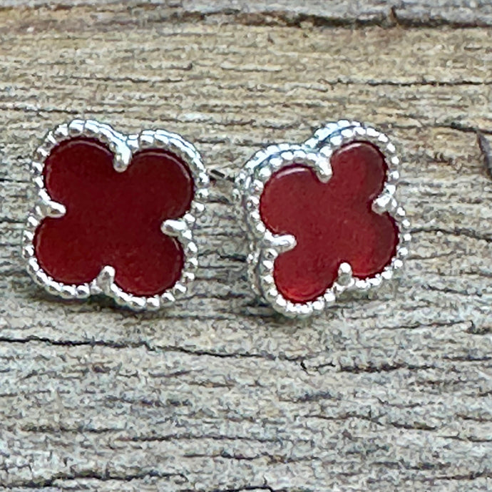 E0738  Red Clover Earrings (3/4”)