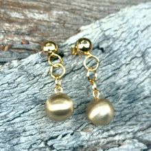 Load image into Gallery viewer, E0733 Gold Earrings (2.1”)
