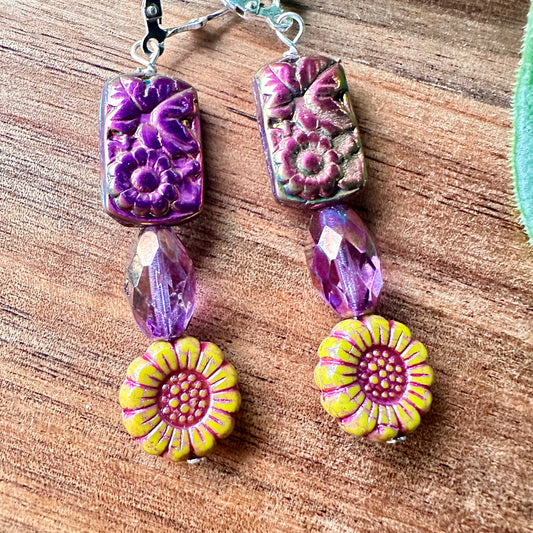 Spring Flower Earrings (2.4”)